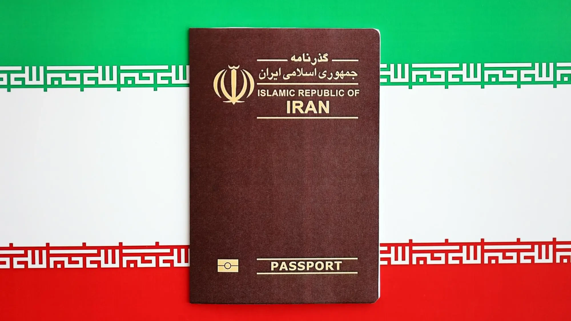 4 روش تمدید پاسپورت ایرانی در کانادا